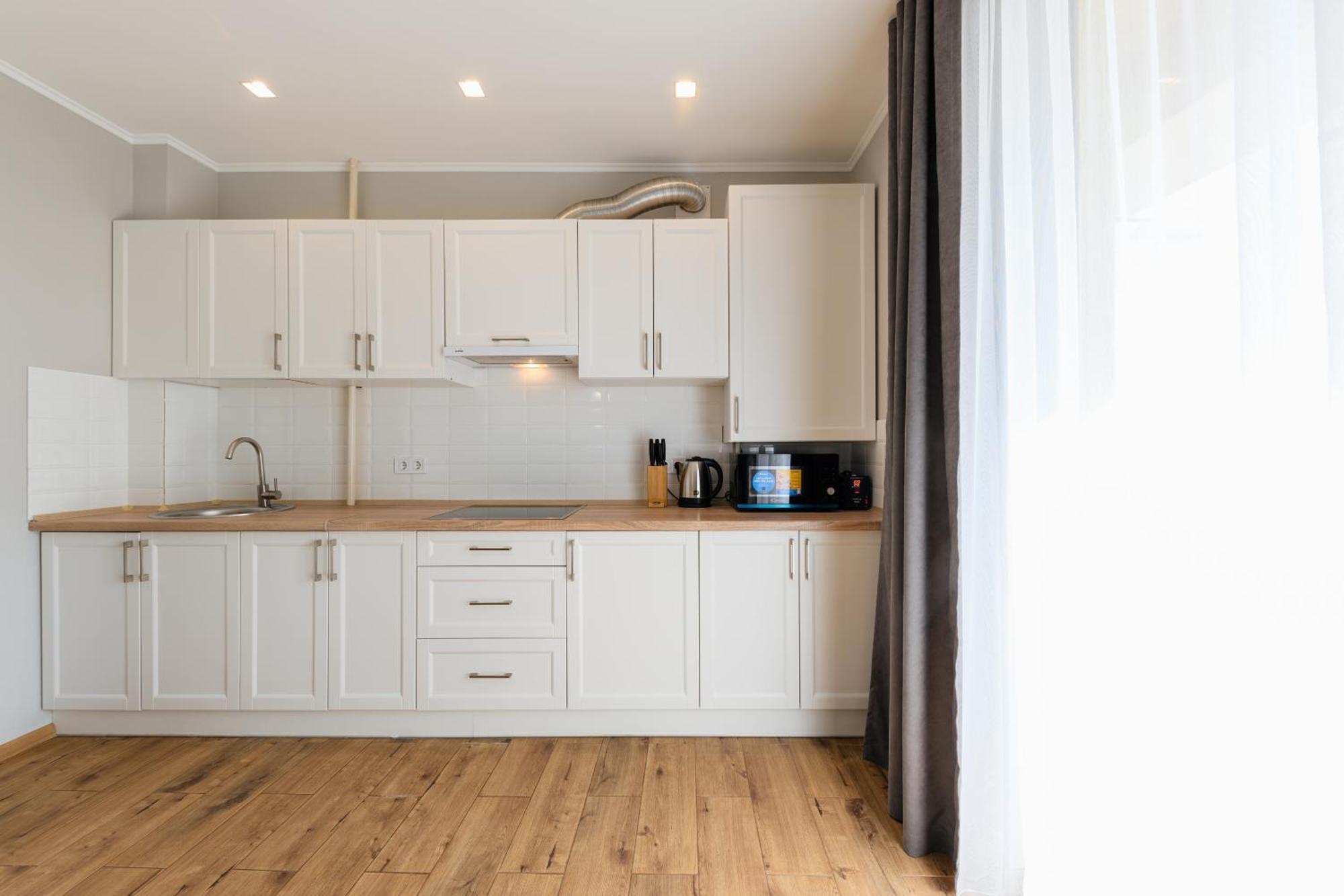 Luxury Apartments “Bozdosh” Użhorod Zewnętrze zdjęcie
