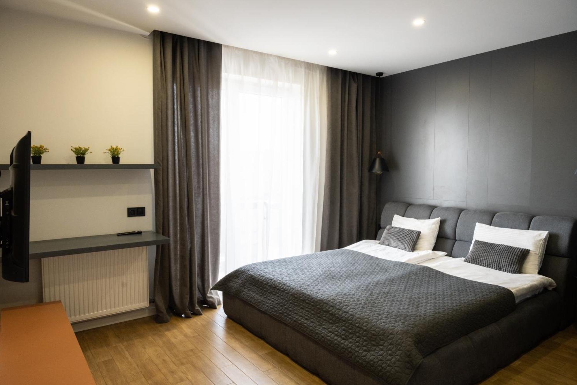 Luxury Apartments “Bozdosh” Użhorod Zewnętrze zdjęcie